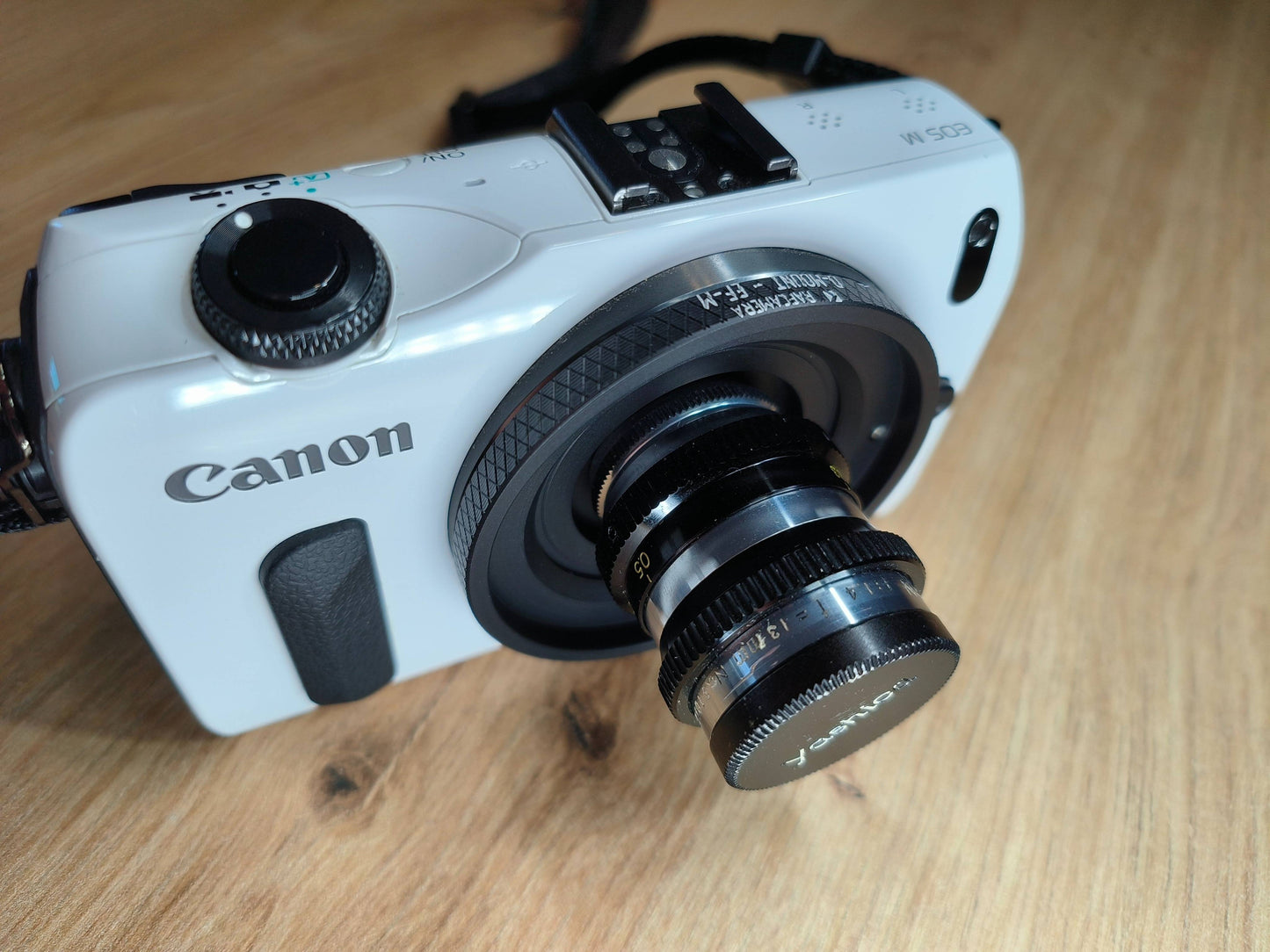 D-mount lens to Canon EOS-M camera mount adapter, with rim