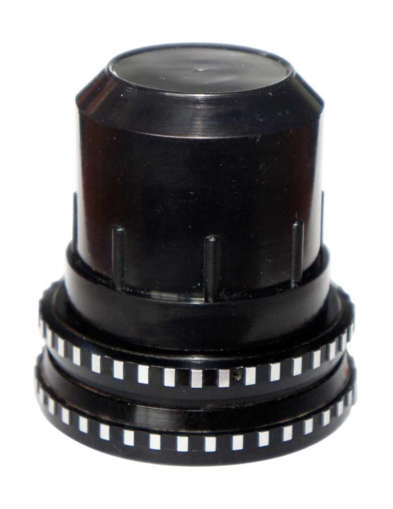 Twist-on cap for Krasnogorsk-2 lens mount