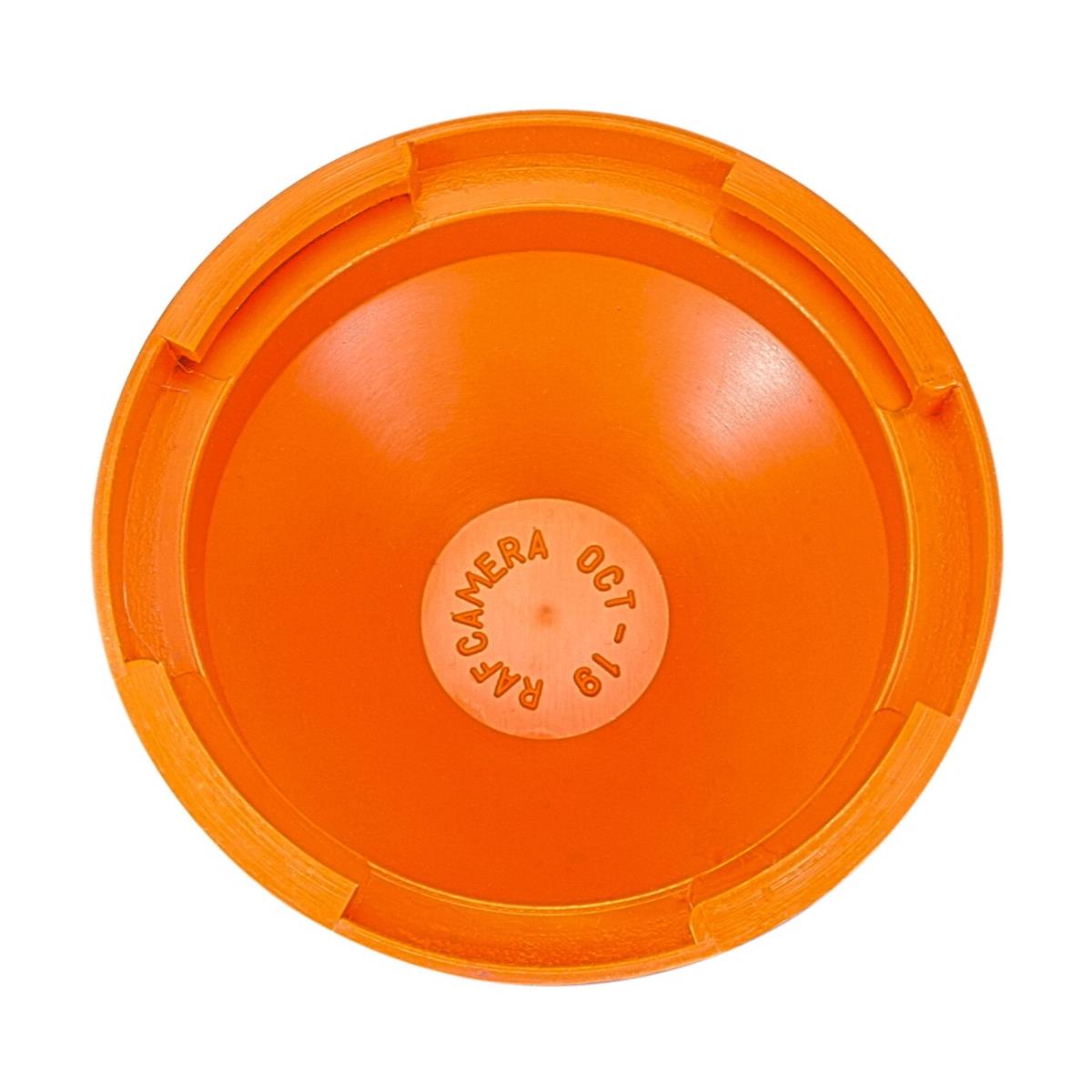 Twist-on cap for OCT-19 lens mount, plastic, orange