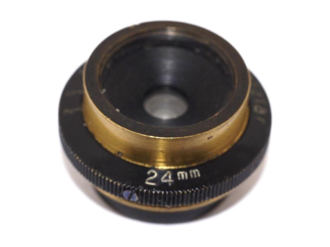 E. Leitz Wetzlar Summar 24mm lens