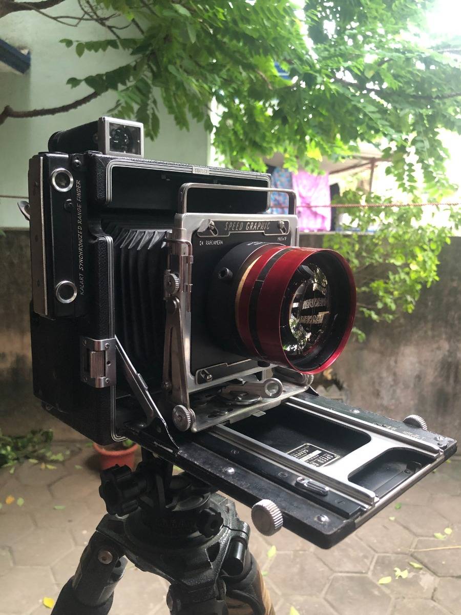 Graflex Speed Graphic lens board with M65x1 female thread